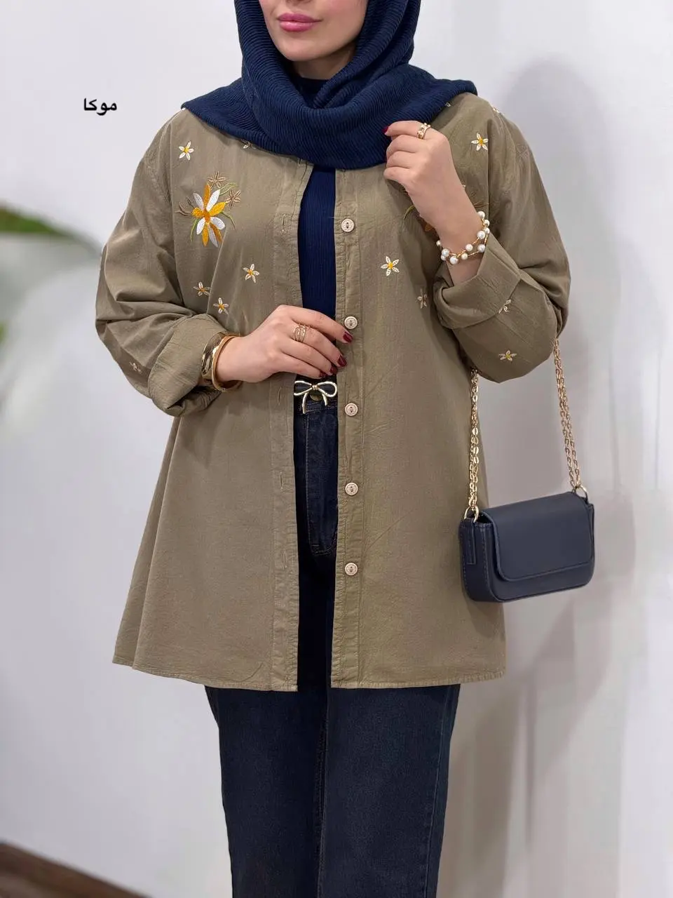 مانتو گلدوزی آیسو بابونه